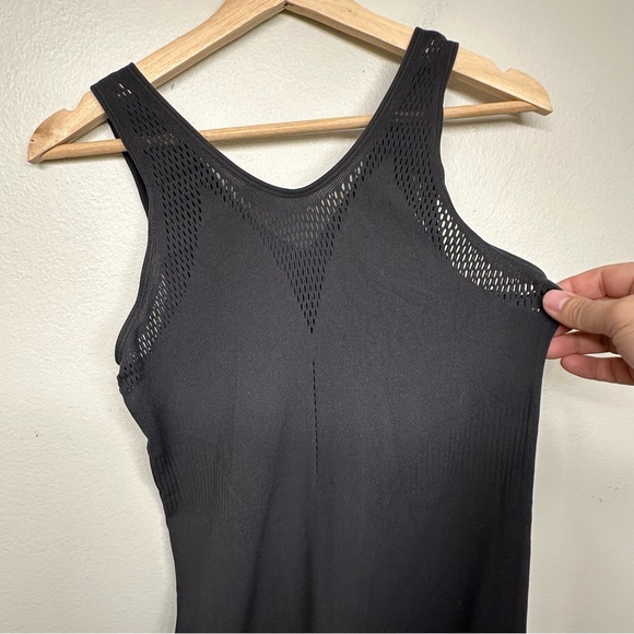 Lululemon Womens Black Tank Top Mesh Accent - Picture 6 of 9